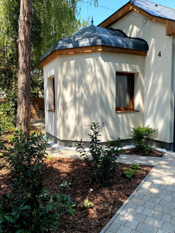 Karinthy Haz Guest House Siófok Eksteriør bilde